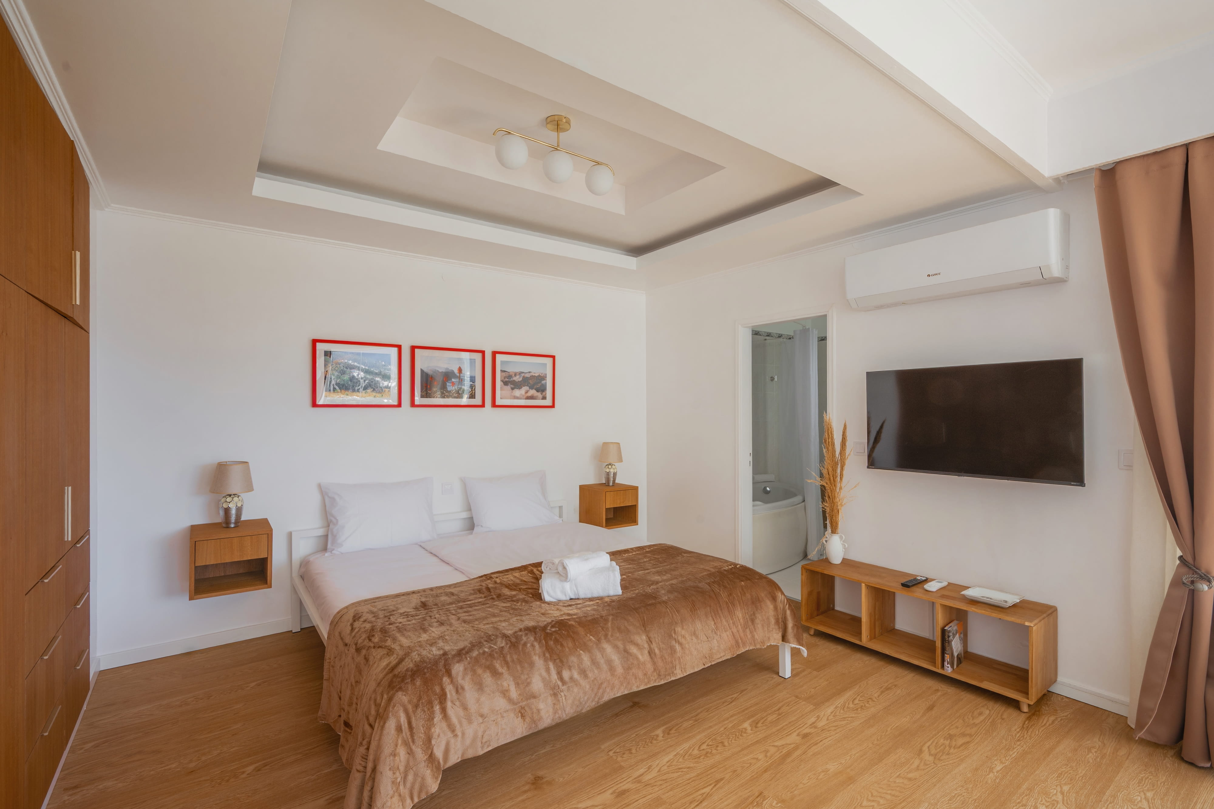 Four units for up to 13 guests — privacy at night, togetherness by day.